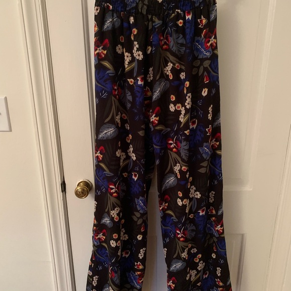 Bought these at a boutique in Uganda - Picture 2 of 3